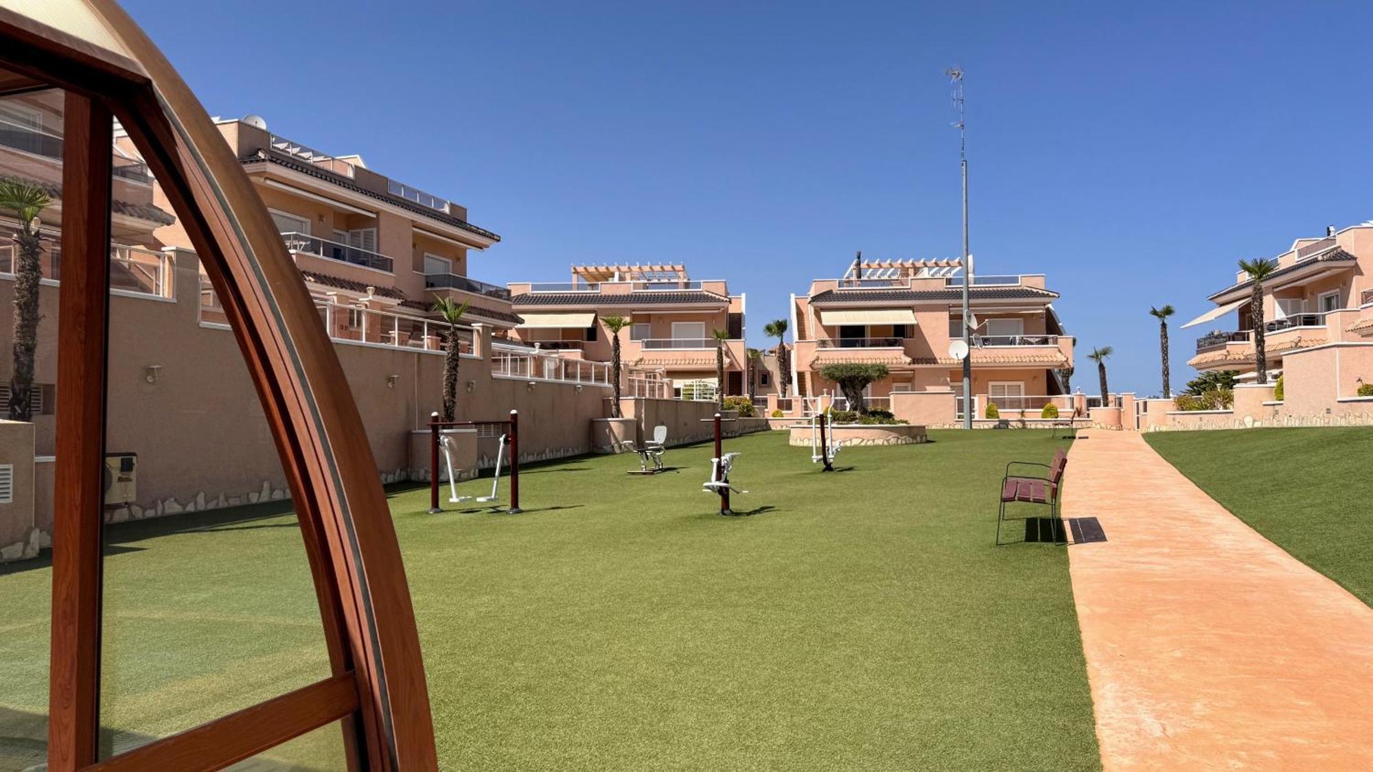 Penthouse Punta Prima Indoor&outdoor pool Torrevieja Exterior foto